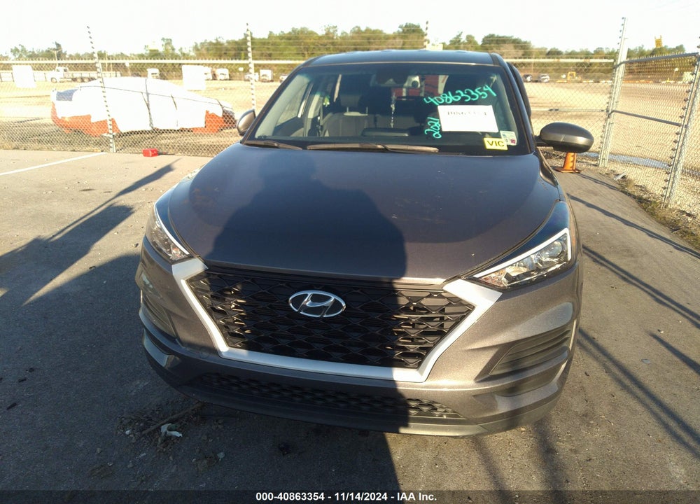 2021 HYUNDAI TUCSON SE VIN: KM8J23A41MU353942