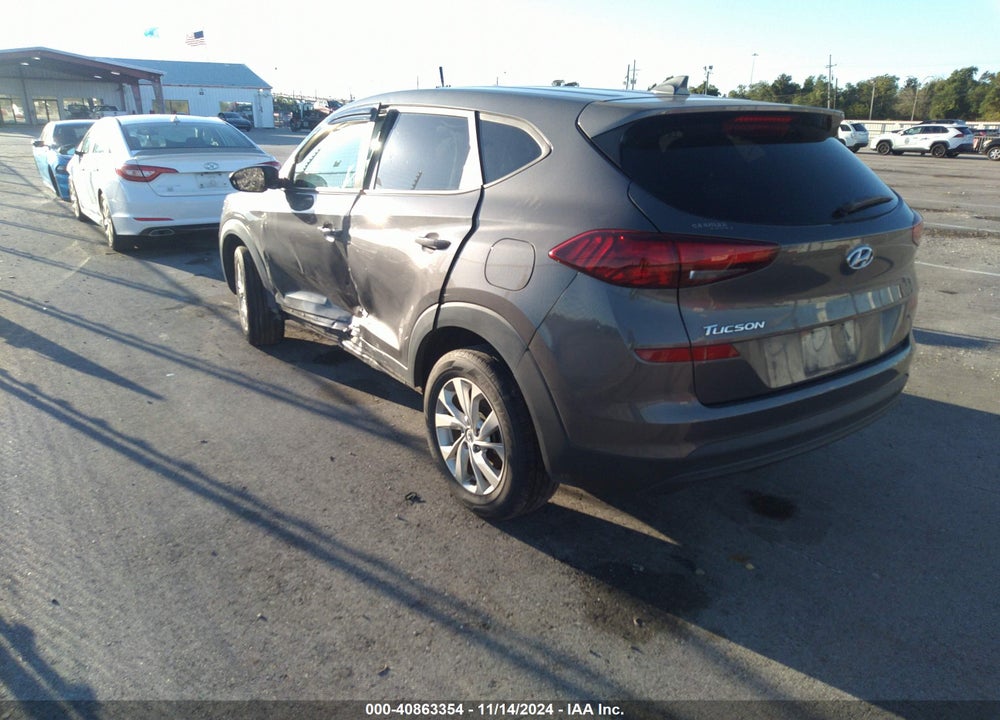 2021 HYUNDAI TUCSON SE VIN: KM8J23A41MU353942