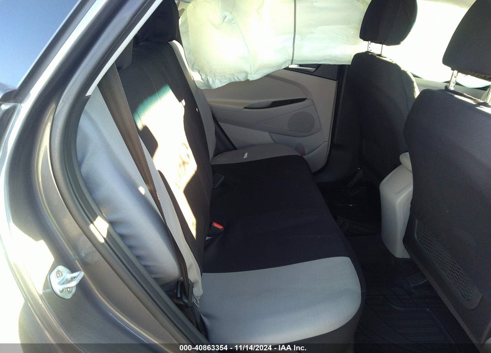 2021 HYUNDAI TUCSON SE VIN: KM8J23A41MU353942