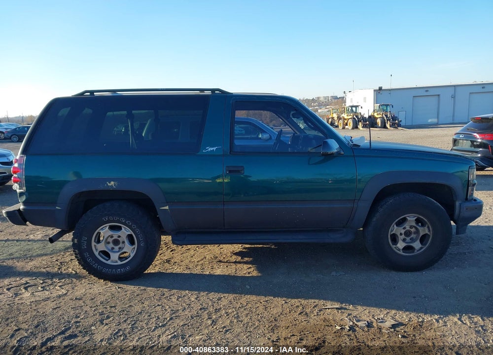 1997 CHEVROLET TAHOE VIN: 3GNEK18R3VG110088