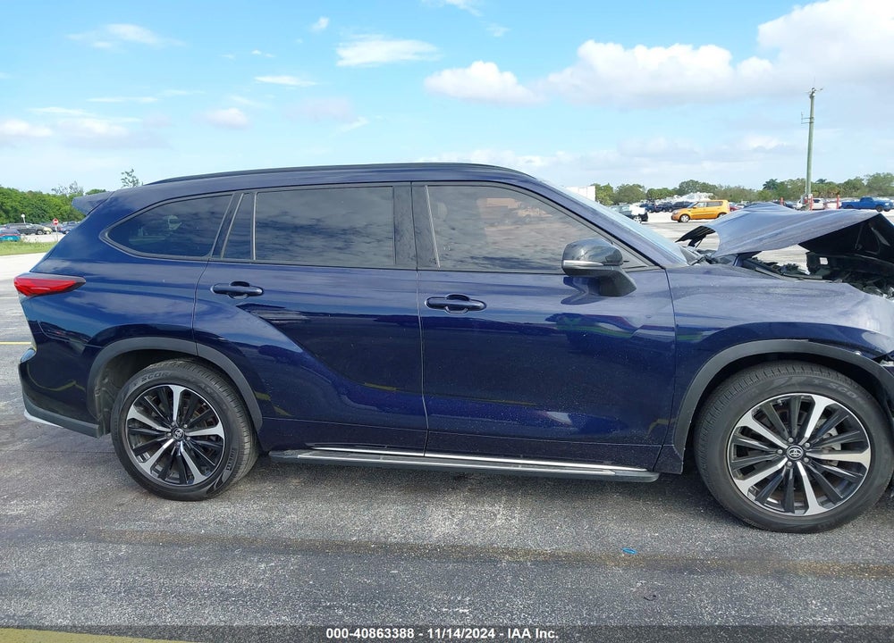 2021 TOYOTA HIGHLANDER XSE VIN: 5TDLZRAHXMS036101