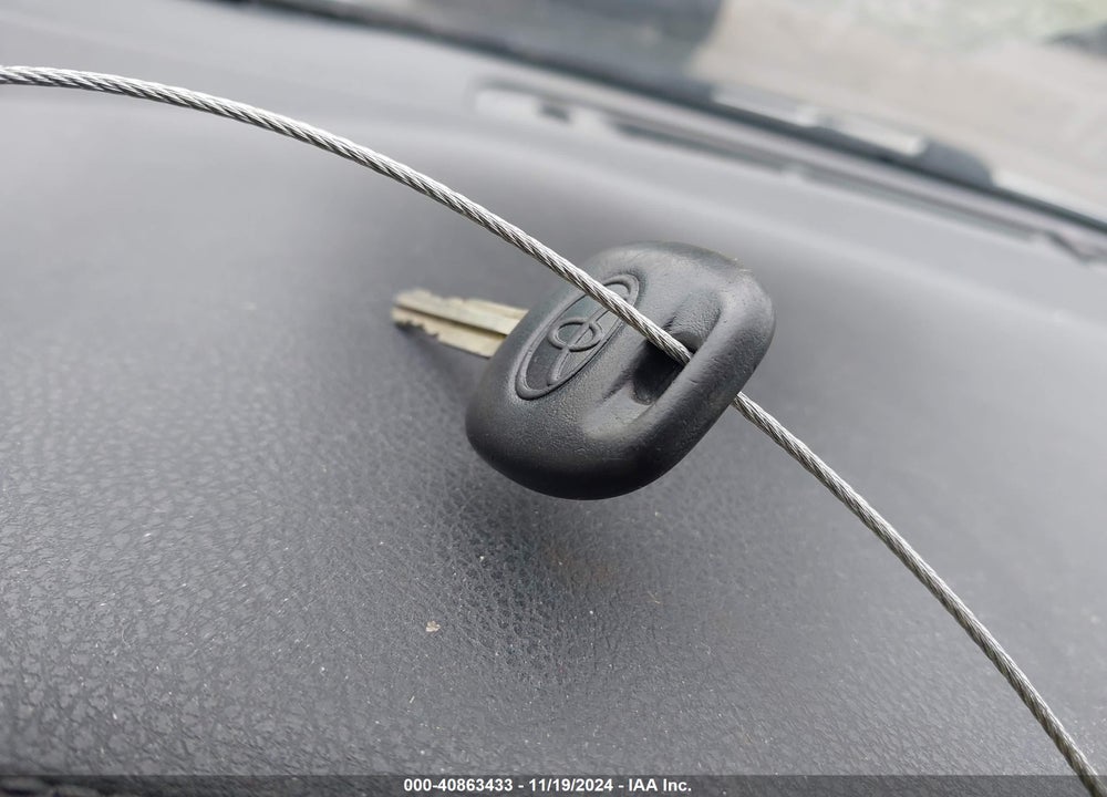 2014 TOYOTA COROLLA L VIN: 5YFBURHE4EP106157