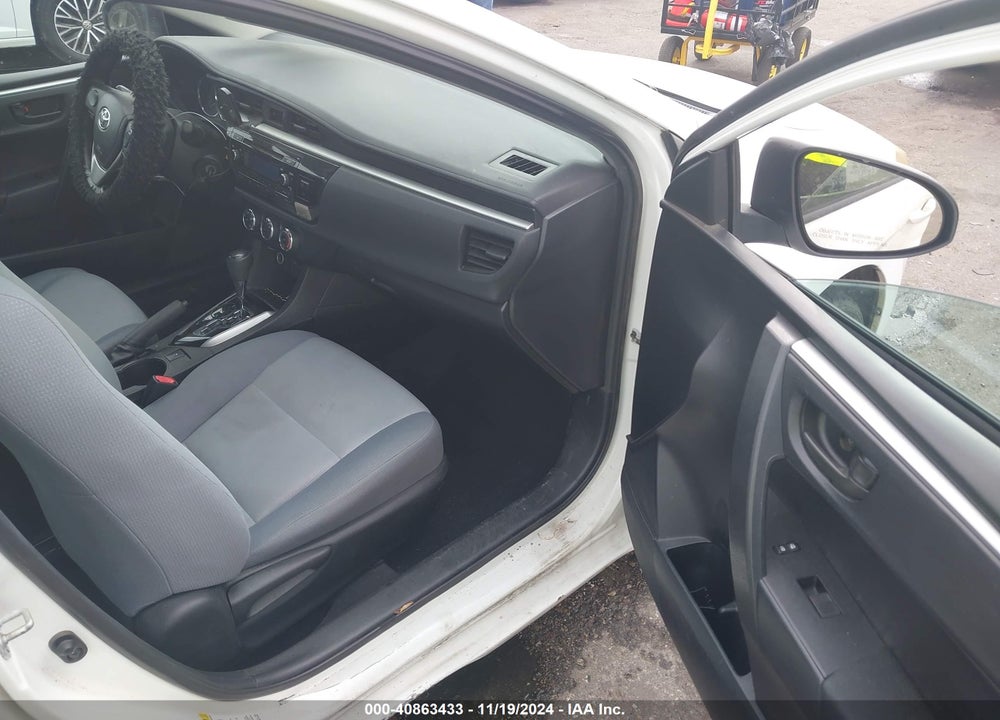 2014 TOYOTA COROLLA L VIN: 5YFBURHE4EP106157