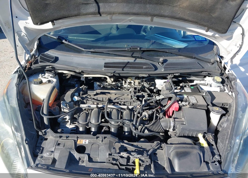 2015 FORD FIESTA SE VIN: 3FADP4EJ9FM172710
