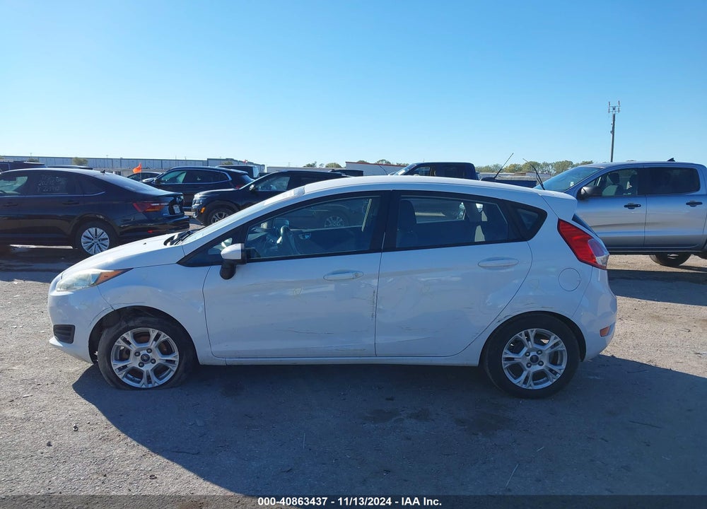2015 FORD FIESTA SE VIN: 3FADP4EJ9FM172710