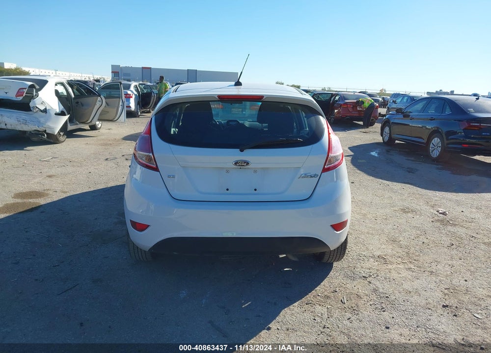 2015 FORD FIESTA SE VIN: 3FADP4EJ9FM172710
