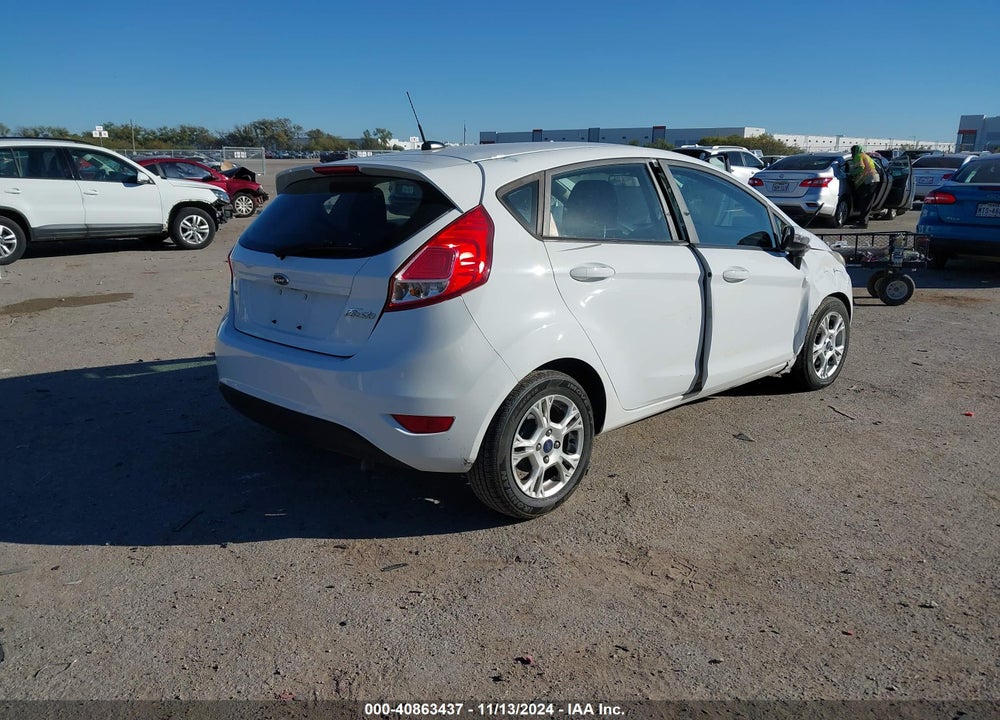 2015 FORD FIESTA SE VIN: 3FADP4EJ9FM172710