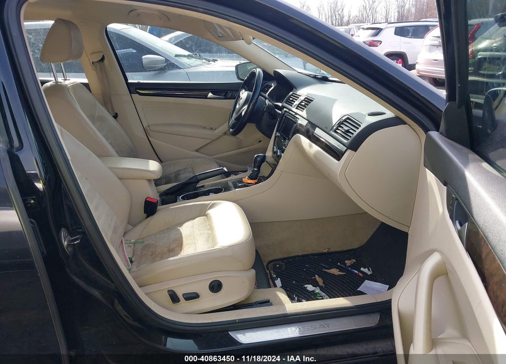 2015 VOLKSWAGEN PASSAT 2.0L TDI SEL PREMIUM VIN: 1VWCV7A39FC008036