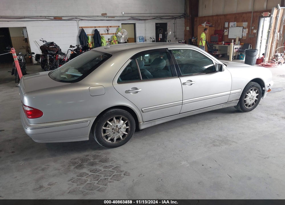 2001 MERCEDES-BENZ E 320 VIN: WDBJF65J41B225811