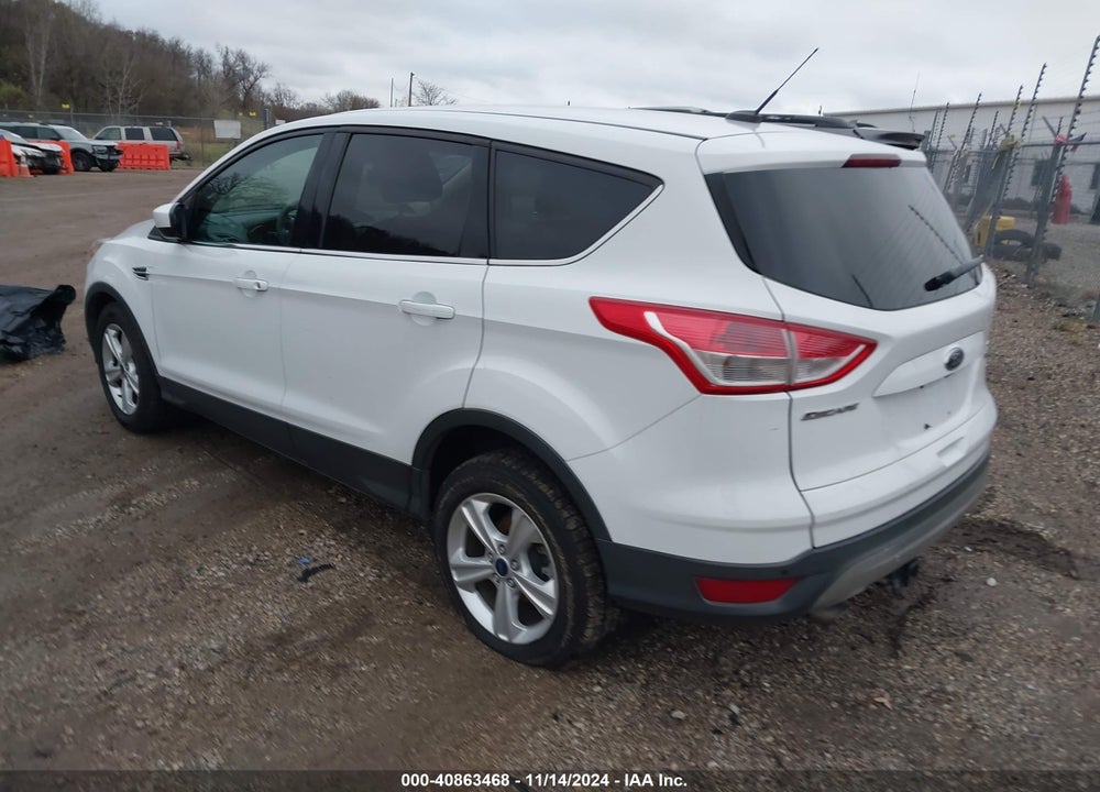 2015 FORD ESCAPE SE VIN: 1FMCU0GX9FUA68136