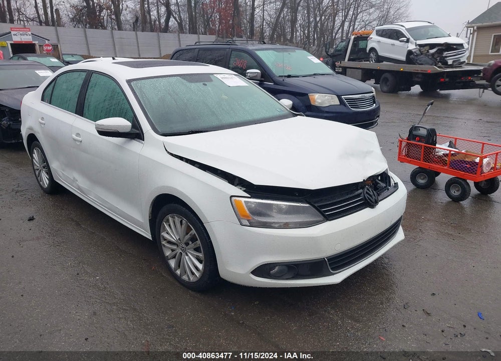 2014 VOLKSWAGEN JETTA 1.8T SEL VIN: 3VWL17AJ7EM430457