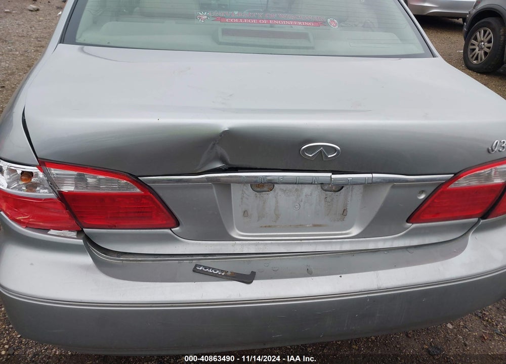 2001 INFINITI I30 LUXURY VIN: JNKCA31AX1T040961