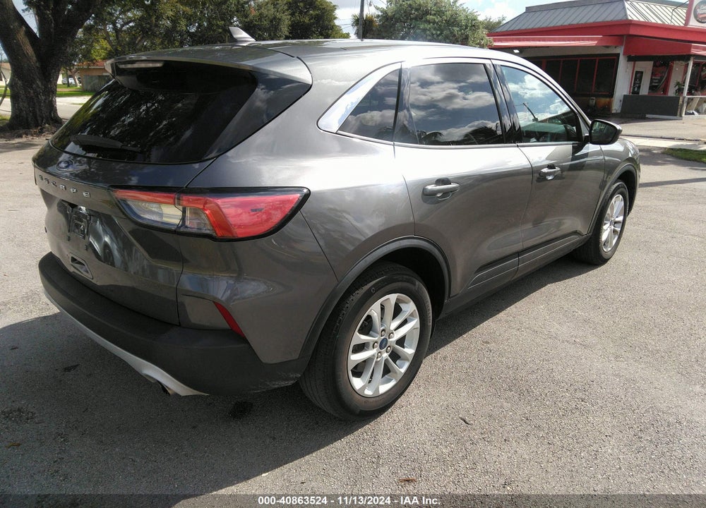 2021 FORD ESCAPE VIN: 1FMCU0G62MUA46581