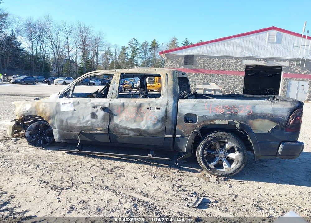 2019 RAM 1500 LIMITED 4X4 5'7 BOX VIN: 1C6SRFHT4KN793767