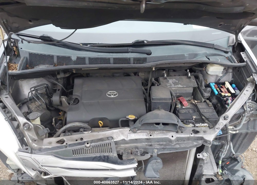 2011 TOYOTA SIENNA XLE LIMITED VIN: 5TDYK3DC4BS145366