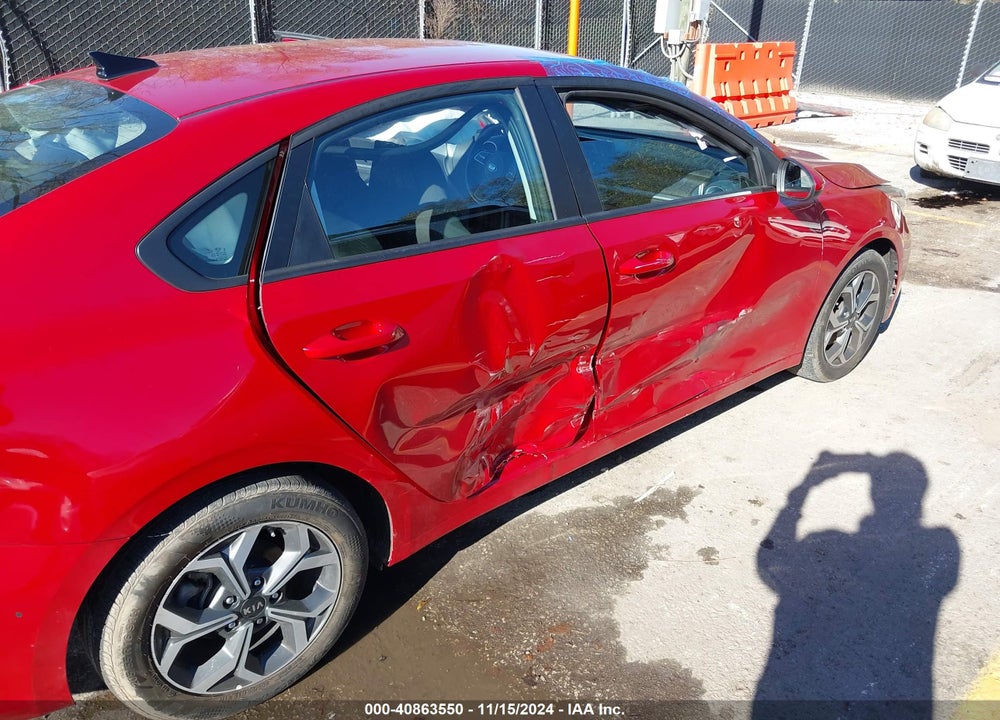 2021 KIA FORTE VIN: 3KPF24AD7ME264651