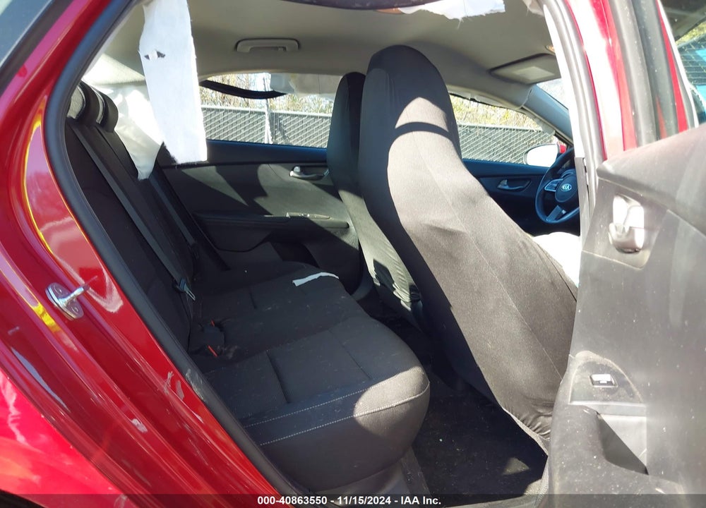 2021 KIA FORTE VIN: 3KPF24AD7ME264651