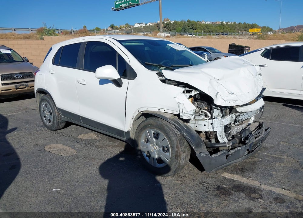 2018 CHEVROLET TRAX LS VIN: 3GNCJKSB6JL159184