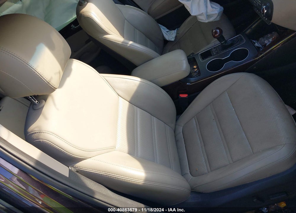 2017 KIA SORENTO 3.3L EX VIN: 5XYPHDA58HG311805