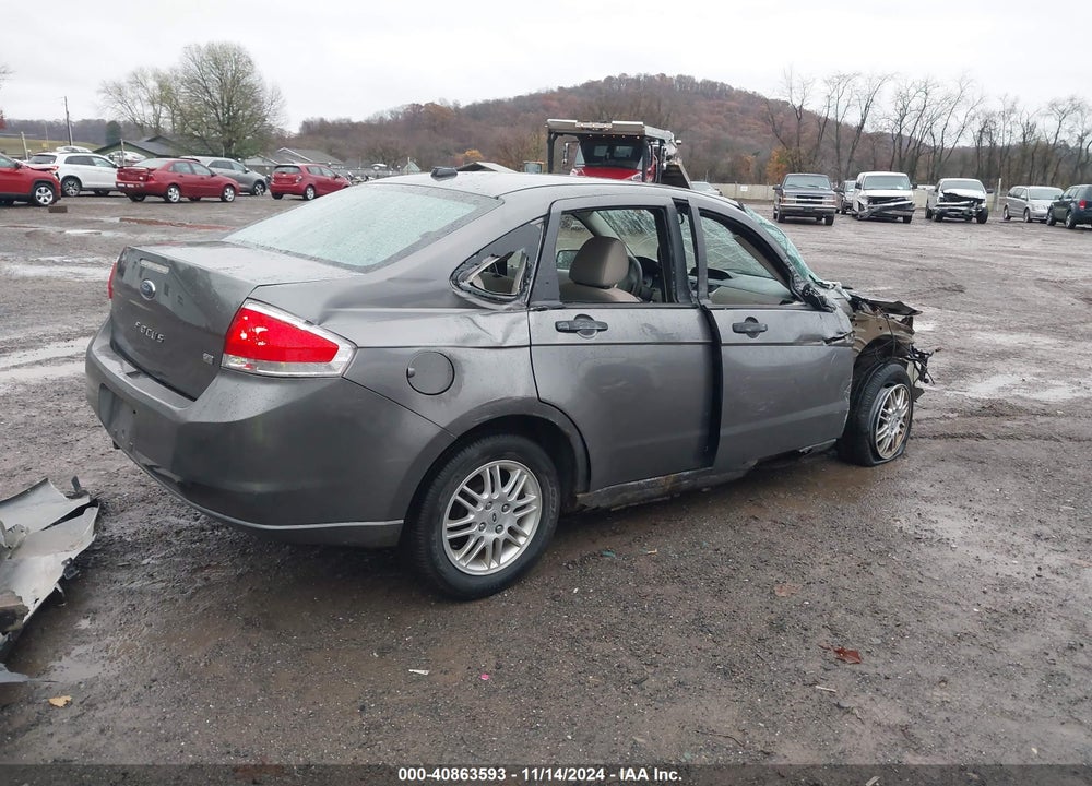 2011 FORD FOCUS SE VIN: 1FAHP3FN0BW161344