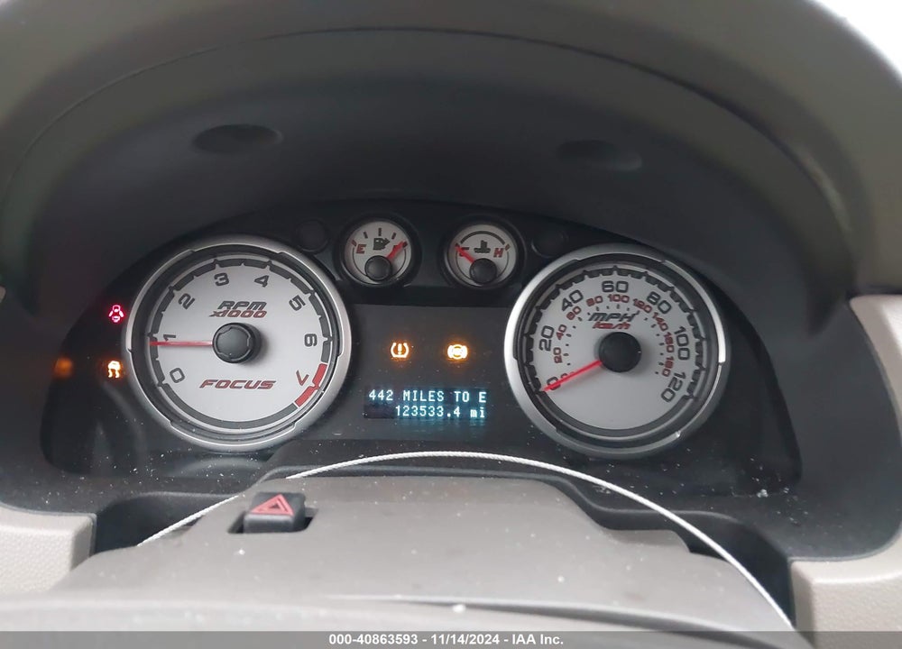2011 FORD FOCUS SE VIN: 1FAHP3FN0BW161344