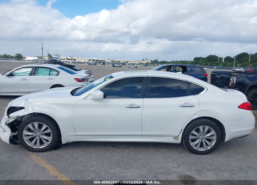 2011 INFINITI M37X VIN: JN1BY1AR8BM372351