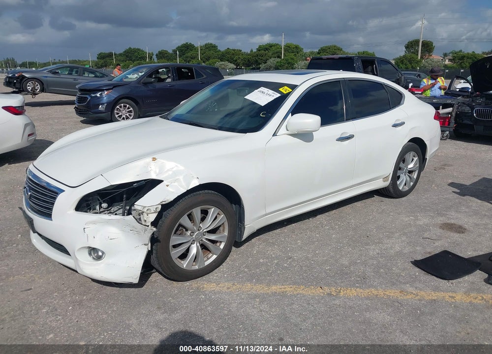 2011 INFINITI M37X VIN: JN1BY1AR8BM372351