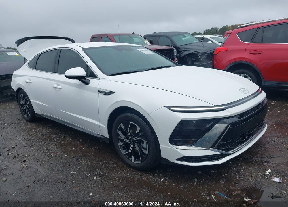 2024 HYUNDAI SONATA VIN: KMHL64JA3RA395305