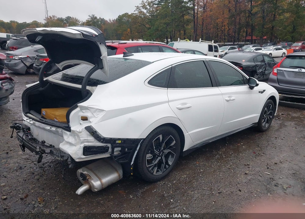 2024 HYUNDAI SONATA VIN: KMHL64JA3RA395305