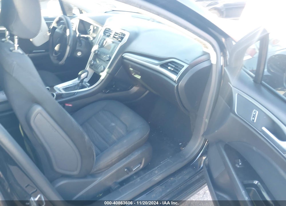 2016 FORD FUSION SE VIN: 3FA6P0H74GR175181