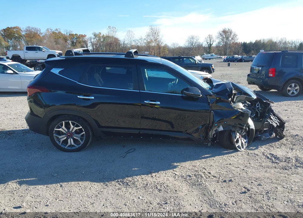 2021 KIA SELTOS SX TURBO VIN: KNDETCA21M7188586