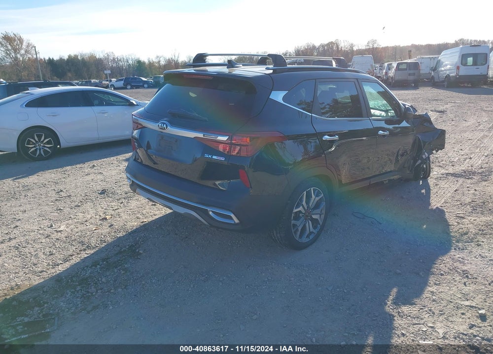 2021 KIA SELTOS SX TURBO VIN: KNDETCA21M7188586