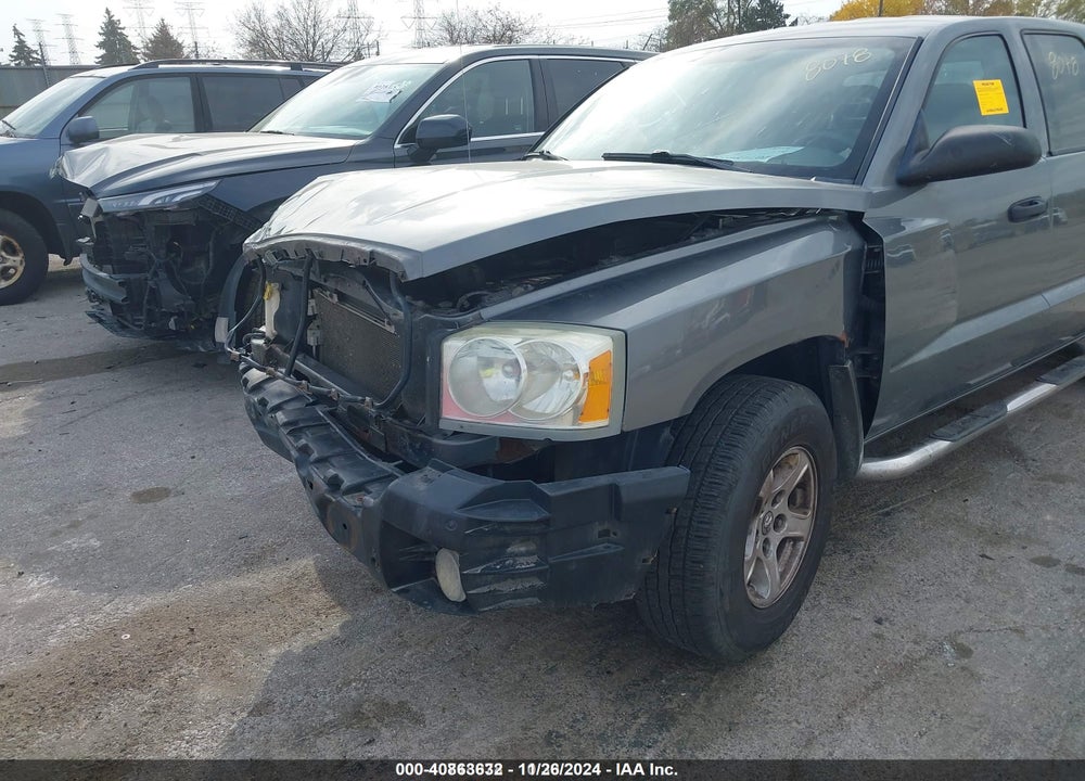 2005 DODGE DAKOTA SLT VIN: 1D7HW48N25S133823