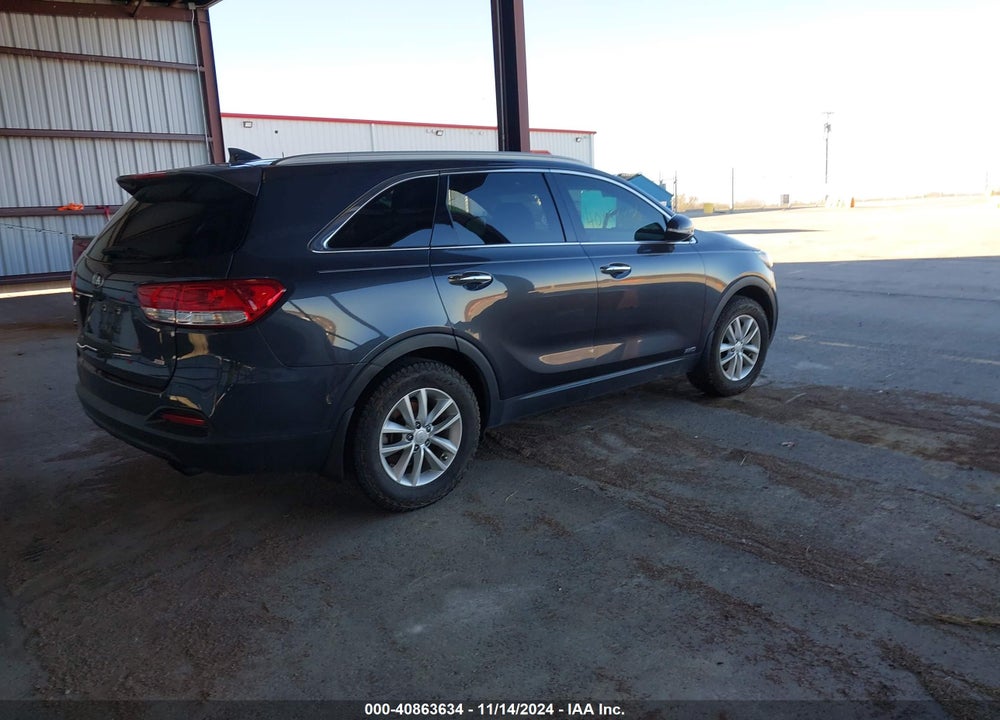 2017 KIA SORENTO 2.4L LX VIN: 5XYPGDA36HG230934