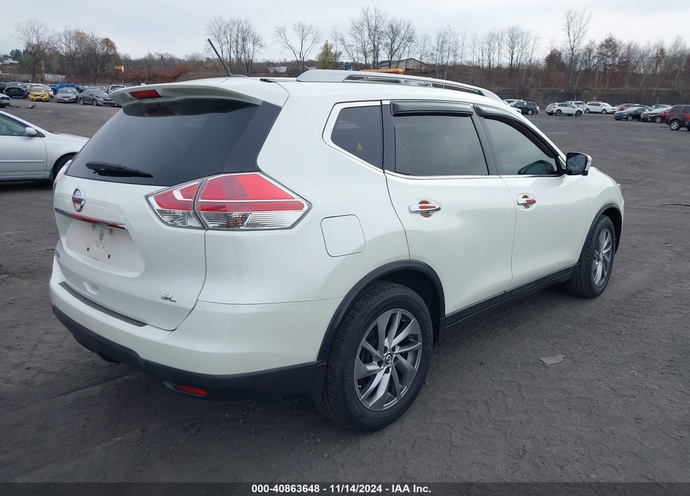 2015 NISSAN ROGUE SL VIN: 5N1AT2MT5FC867389