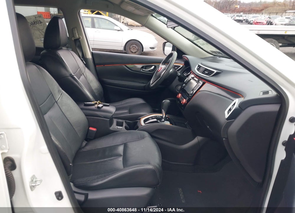 2015 NISSAN ROGUE SL VIN: 5N1AT2MT5FC867389