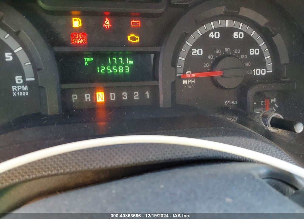2016 FORD E-350 CUTAWAY VIN: 1FDWE3FL3GDC04921