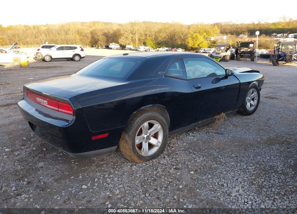 2012 DODGE CHALLENGER SXT VIN: 2C3CDYAG8CH133637