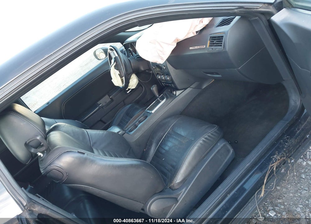 2012 DODGE CHALLENGER SXT VIN: 2C3CDYAG8CH133637