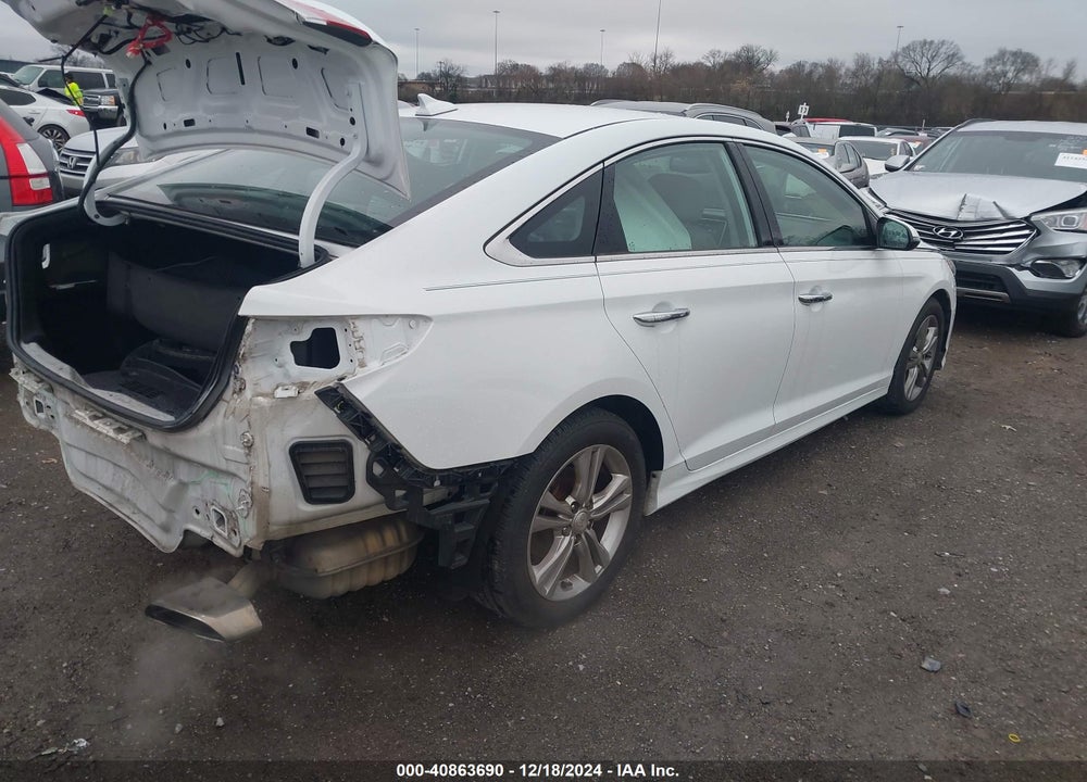 2018 HYUNDAI SONATA LIMITED VIN: 5NPE34AF8JH611843