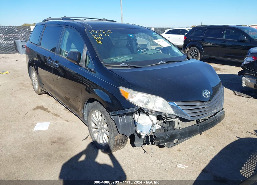 2011 TOYOTA SIENNA XLE V6 VIN: 5TDYK3DC7BS116511