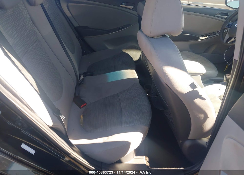 2016 HYUNDAI ACCENT VIN: KMHCT4AE7GU123461