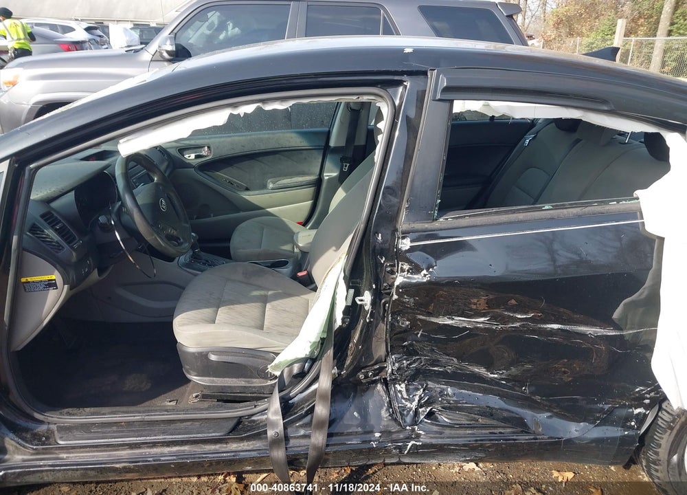 2015 KIA FORTE LX VIN: KNAFK4A68F5411881