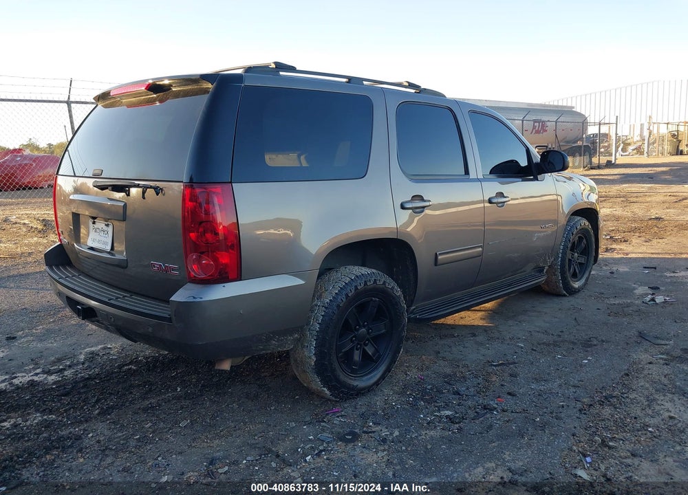 2012 GMC YUKON SLE VIN: 1GKS1AE02CR303127