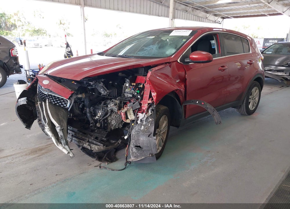 2018 KIA SPORTAGE LX VIN: KNDPMCAC4J7380689