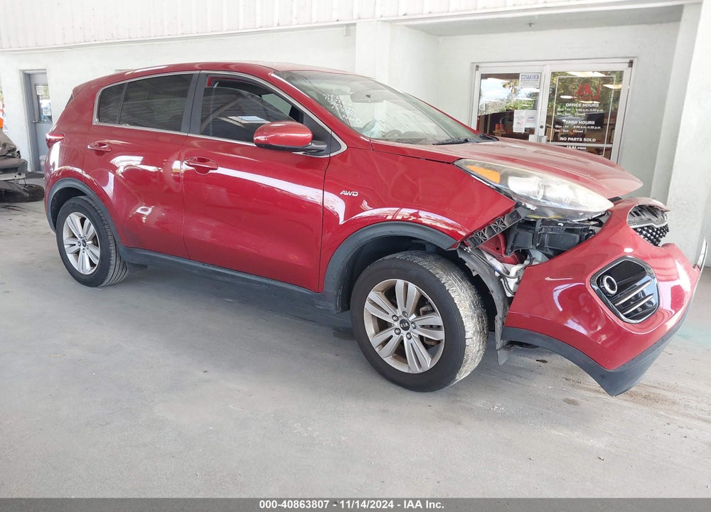 2018 KIA SPORTAGE LX VIN: KNDPMCAC4J7380689