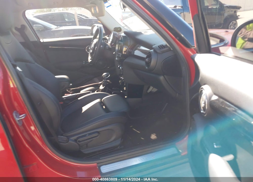 2018 MINI HARDTOP COOPER S VIN: WMWXU3C58J2F50693