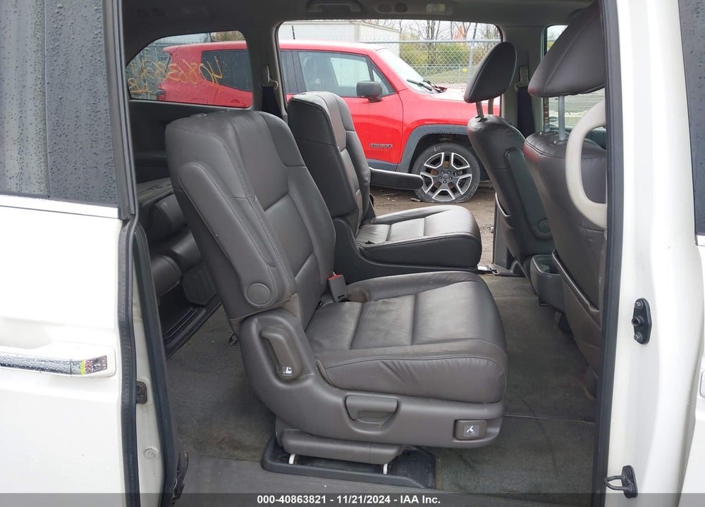 2015 HONDA ODYSSEY EX-L VIN: 5FNRL5H68FB105500