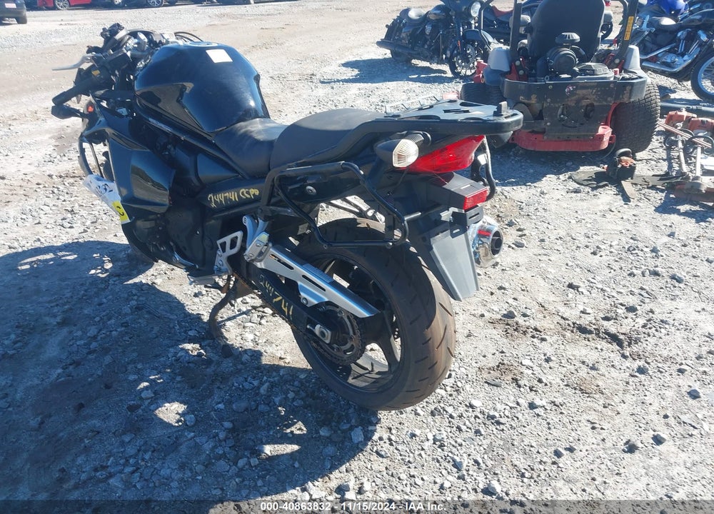 2011 SUZUKI GSX1250 F VIN: JS1GW72BXB2100693