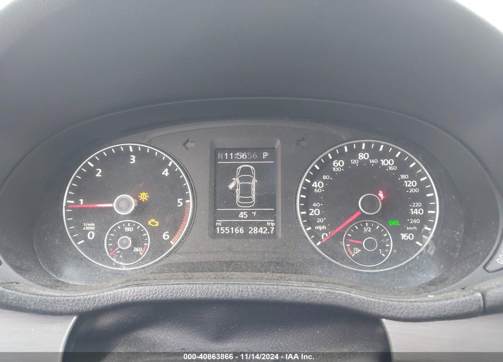 2014 VOLKSWAGEN PASSAT 2.0L TDI SE VIN: 1VWBN7A33EC106134